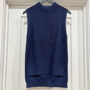 Uniqlo knit vest